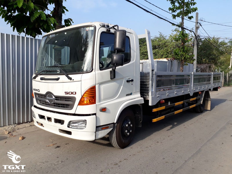Xe tải Hino FC9JLTC 6T5 thùng lửng
